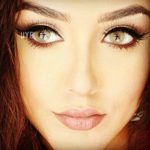 Mel with free case (Pistachio color)